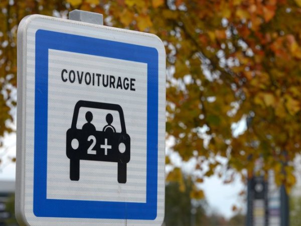 Le covoiturage pour le don de plasma démarre à&nbsp;Longué-Jumelles